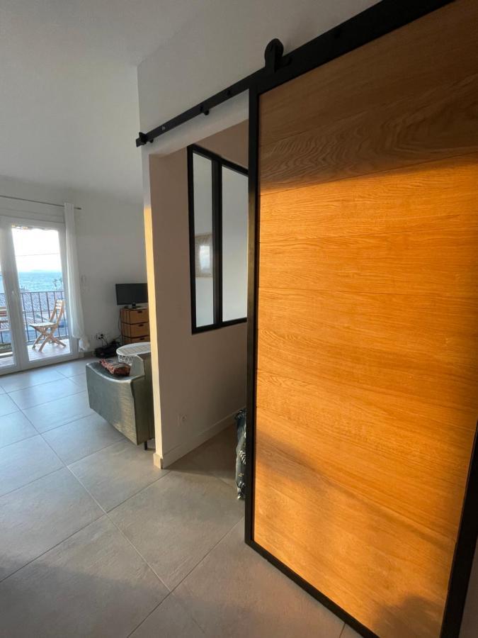 Agréable studio vue mer refait à neuf&climatisé Le Pradet Extérieur photo