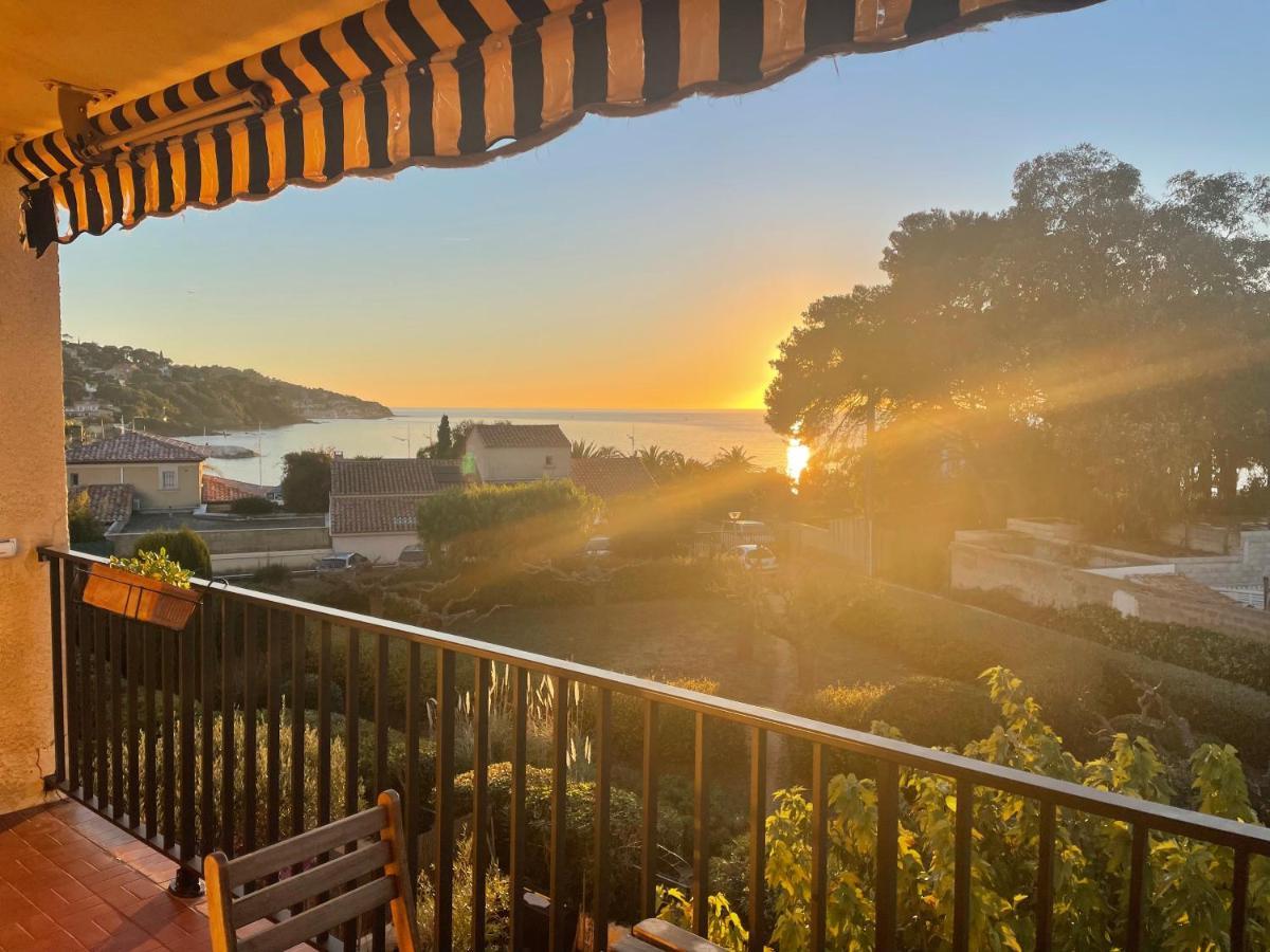 Agréable studio vue mer refait à neuf&climatisé Le Pradet Extérieur photo