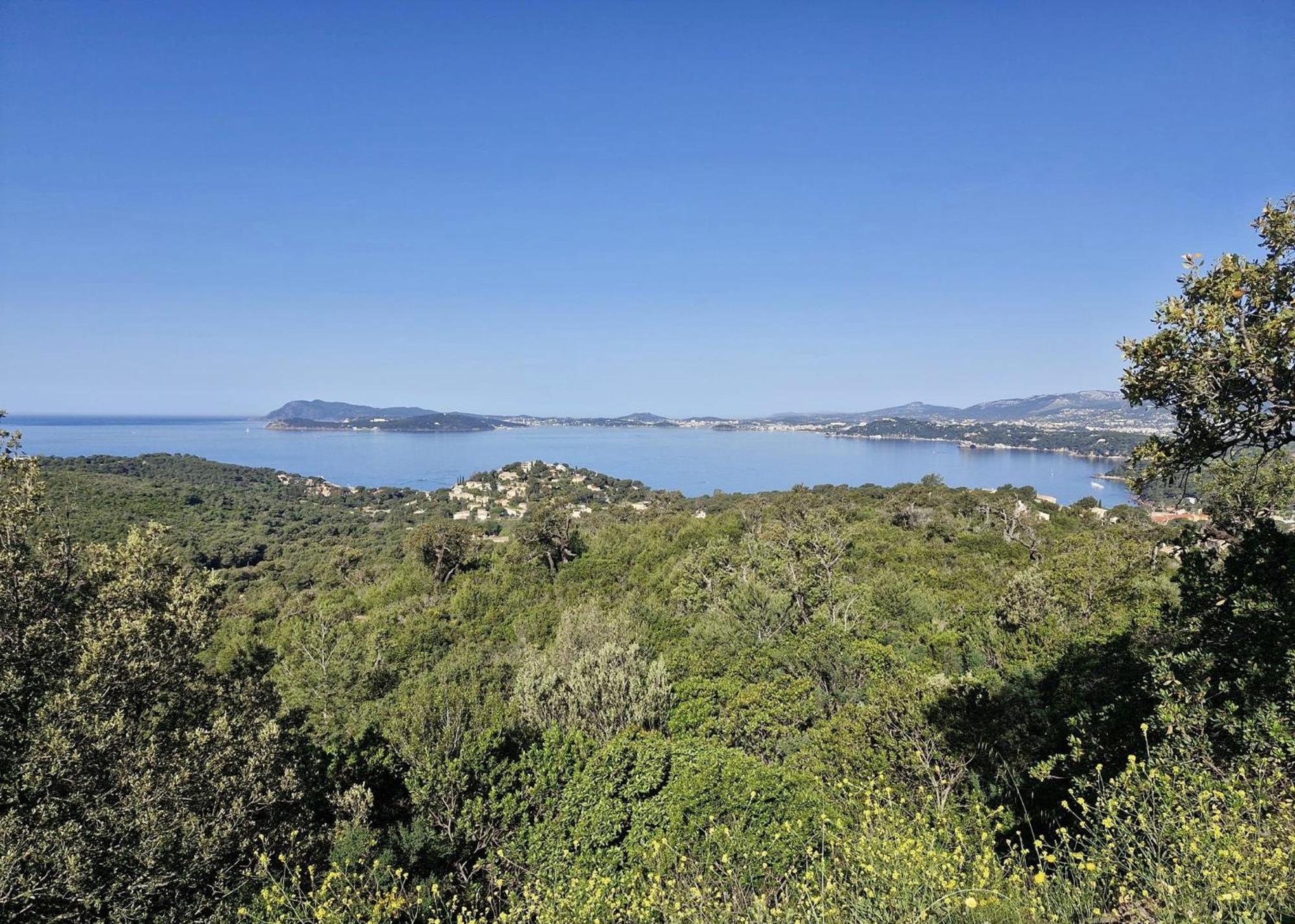 Agréable studio vue mer refait à neuf&climatisé Le Pradet Extérieur photo